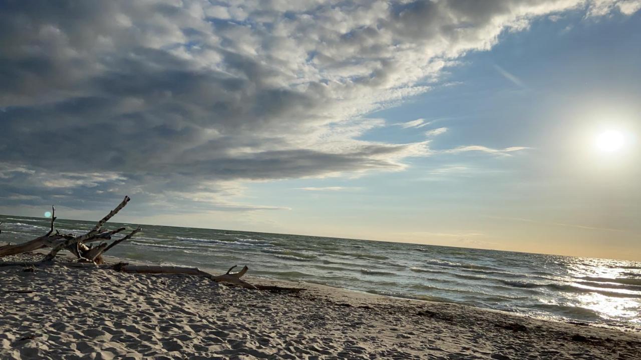 Fewo Unweit Warnemuende Sobierajczyk In Markgrafenheide Rostock Esterno foto